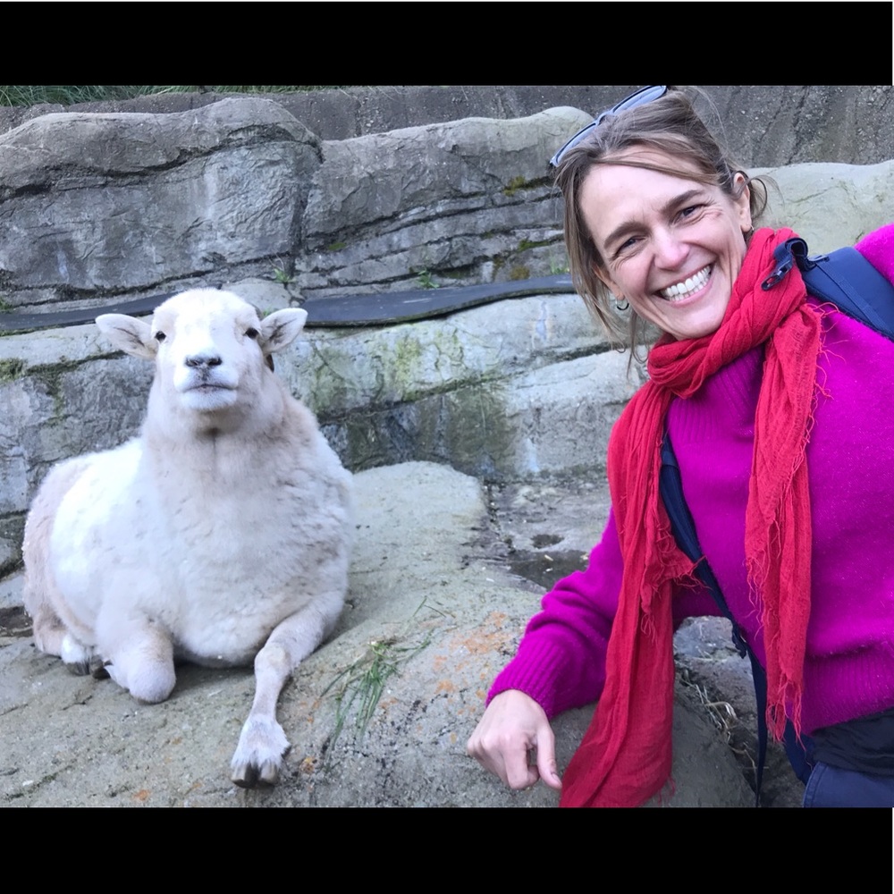 Meet your Posher, Lila T.